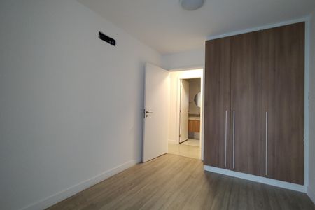 Apartamento para alugar com 115m², 3 quartos e 2 vagas Apartamento para alugar com 115m², 3 quartos e 2 vagasQuarto 1 - Armários