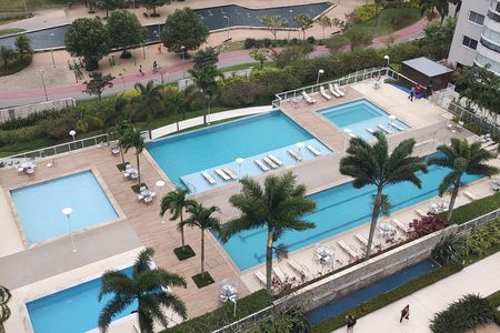 Apartamento para alugar com 115m², 3 quartos e 2 vagas Apartamento para alugar com 115m², 3 quartos e 2 vagasÁrea comum - Piscina