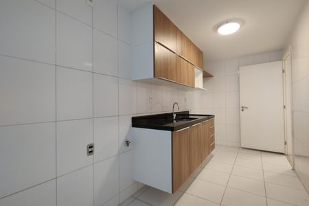 Apartamento para alugar com 115m², 3 quartos e 2 vagas Apartamento para alugar com 115m², 3 quartos e 2 vagasCozinha - Armários