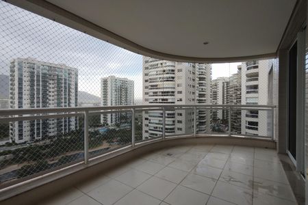 Apartamento para alugar com 115m², 3 quartos e 2 vagas Apartamento para alugar com 115m², 3 quartos e 2 vagasVaranda gourmet