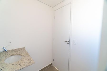 Banheiro de kitnet/studio à venda com 1 quarto, 28m² em Vila Clementino, São Paulo