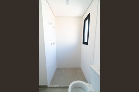 Studio à venda com 28m², 1 quarto e sem vaga Studio à venda com 28m², 1 quarto e sem vagaBanheiro