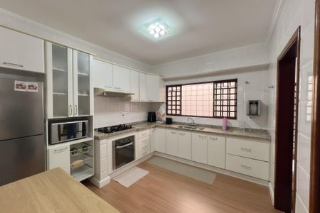 Cozinha de casa à venda com 3 quartos, 219m² em Jardim dos Manacas, Valinhos