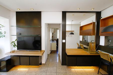 Apartamento à venda com 2 quartos, 82m² em Cidade Jardim, Belo Horizonte