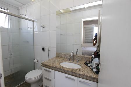Banheiro da Suíte de apartamento à venda com 2 quartos, 82m² em Cidade Jardim, Belo Horizonte