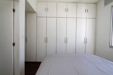 Quarto 1 - Suíte de apartamento à venda com 2 quartos, 82m² em Cidade Jardim, Belo Horizonte