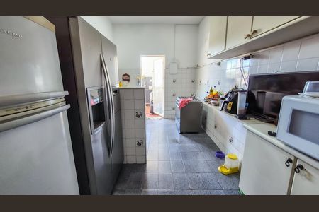 Cozinha  de casa à venda com 3 quartos, 200m² em Brás de Pina, Rio de Janeiro