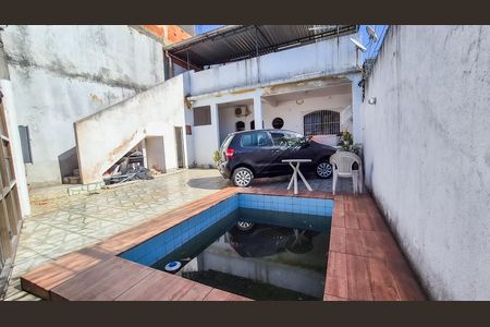 Piscina de casa à venda com 3 quartos, 200m² em Brás de Pina, Rio de Janeiro