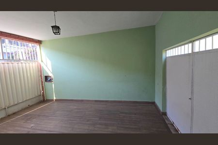 Garagem de casa para alugar com 5 quartos, 360m² em Prado, Belo Horizonte