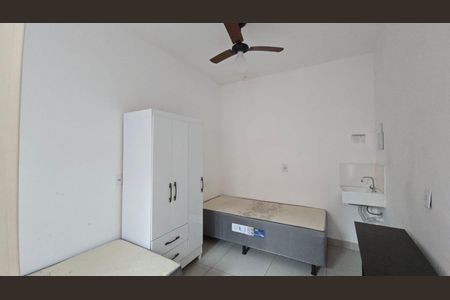 Quarto/Sala de kitnet/studio para alugar com 1 quarto, 25m² em Prado, Belo Horizonte