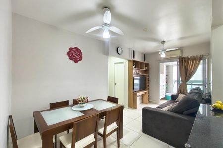 Sala de apartamento para alugar com 2 quartos, 75m² em Cidade Ocian, Praia Grande