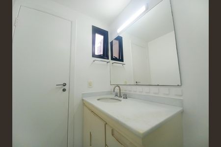 Banheiro da Suíte de apartamento para alugar com 3 quartos, 100m² em Santa Cecilia, São Paulo