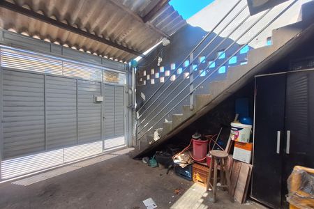 Garagem de casa para alugar com 2 quartos, 80m² em Jardim Santo Alberto, Santo André