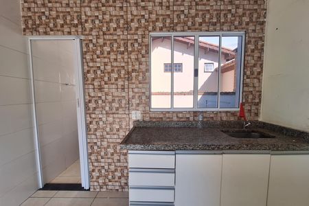 Cozinha de casa para alugar com 2 quartos, 80m² em Jardim Santo Alberto, Santo André