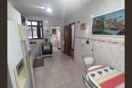 Cozinha de apartamento à venda com 3 quartos, 167m² em Jardim Guanabara, Rio de Janeiro