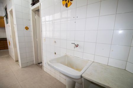 Área de Serviço de apartamento para alugar com 4 quartos, 94m² em Coração Eucarístico, Belo Horizonte