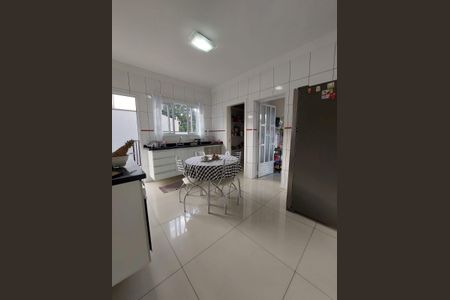 Cozinha de casa à venda com 3 quartos, 290m² em Jardim Caçula, Jundiaí