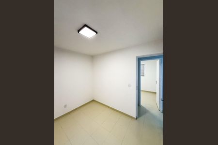 Quarto de apartamento à venda com 2 quartos, 45m² em Jardim Tamoio, Jundiaí