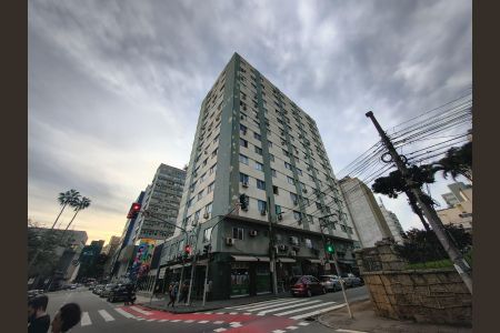 Fachada do Prédio de apartamento para alugar com 2 quartos, 74m² em Centro, Florianópolis