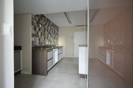 Cozinha de apartamento para alugar com 2 quartos, 74m² em Centro, Florianópolis