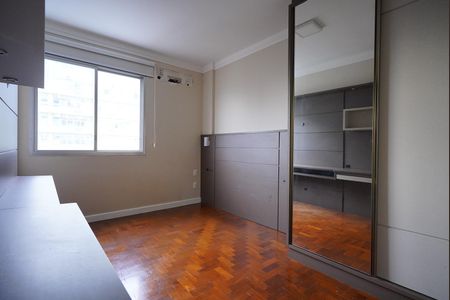 Quarto 1 de apartamento para alugar com 2 quartos, 74m² em Centro, Florianópolis