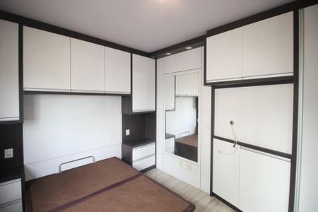 Suíte 1 de apartamento à venda com 2 quartos, 59m² em São Geraldo, Porto Alegre