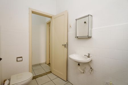 Casa para alugar com 72m², 2 quartos e sem vagaBanheiro