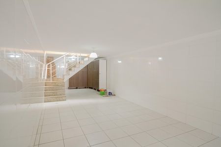 Garagem de casa para alugar com 3 quartos, 90m² em Vila Carrão, São Paulo