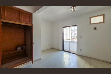Casa para alugar com 250m², 3 quartos e sem vaga Casa para alugar com 250m², 3 quartos e sem vagaQuarto 1