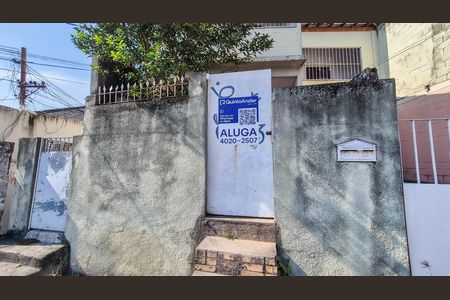 Casa para alugar com 250m², 3 quartos e sem vaga Casa para alugar com 250m², 3 quartos e sem vagaPortão de entrada