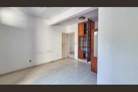 Casa para alugar com 250m², 3 quartos e sem vaga Casa para alugar com 250m², 3 quartos e sem vagaQuarto 1