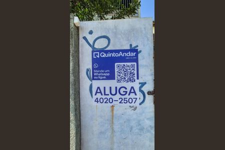 Casa para alugar com 250m², 3 quartos e sem vaga Casa para alugar com 250m², 3 quartos e sem vagaAdesivo Grande QuintoAndar