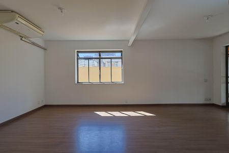 Casa à venda com 4 quartos, 436m² em São Pedro, Belo Horizonte