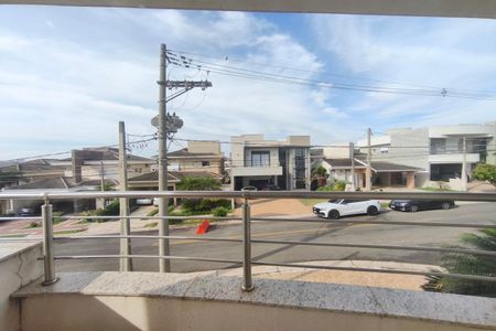 Varanda Suíte de casa de condomínio à venda com 4 quartos, 318m² em Swiss Park, Campinas