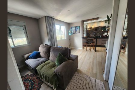 Sala de apartamento para alugar com 1 quarto, 40m² em Jardim Adelfiore, São Paulo