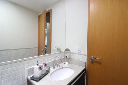 Apartamento para alugar com 110m², 3 quartos e 1 vagaBanheiro social