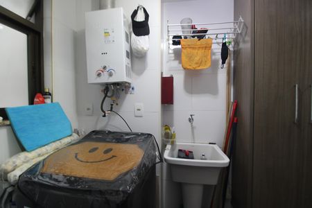 Apartamento para alugar com 110m², 3 quartos e 1 vagaÁrea de serviço