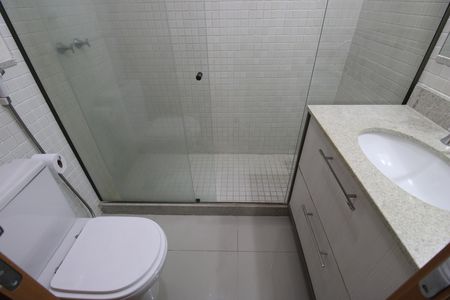 Apartamento para alugar com 110m², 3 quartos e 1 vagaBanheiro da suíte 1