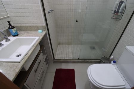 Apartamento para alugar com 110m², 3 quartos e 1 vagaBanheiro da suíte 2
