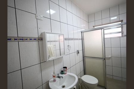 Banheiro de casa para alugar com 1 quarto, 38m² em Jardim das Flores, Osasco
