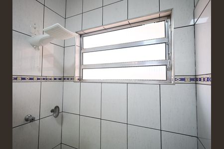 Banheiro de casa para alugar com 1 quarto, 38m² em Jardim das Flores, Osasco
