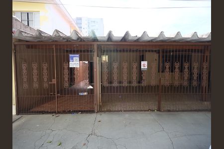 Fachada de casa para alugar com 1 quarto, 38m² em Jardim das Flores, Osasco