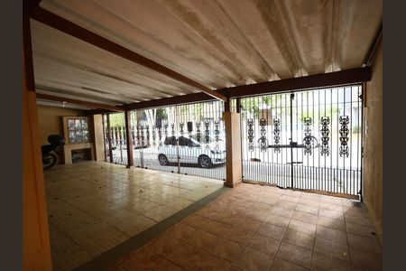 Garagem de casa para alugar com 1 quarto, 38m² em Jardim das Flores, Osasco