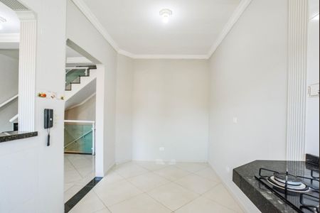 Apartamento para alugar com 105m², 2 quartos e 2 vagas Apartamento para alugar com 105m², 2 quartos e 2 vagasCozinha