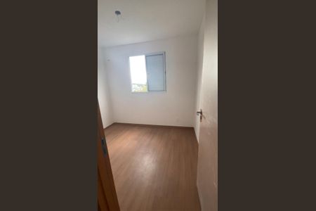 Quarto de apartamento para alugar com 2 quartos, 45m² em Jardim Itu, Porto Alegre