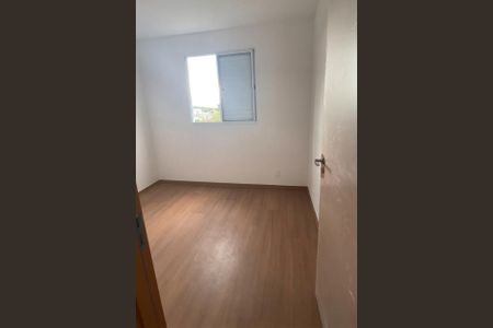 Quarto de apartamento para alugar com 2 quartos, 45m² em Jardim Itu, Porto Alegre