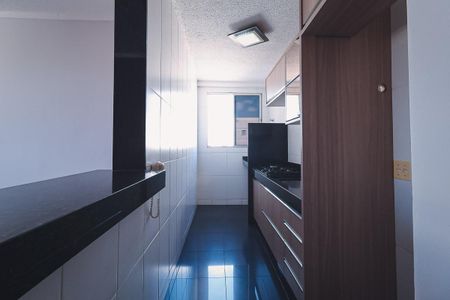 Apartamento à venda com 45m², 2 quartos e 1 vaga Apartamento à venda com 45m², 2 quartos e 1 vagaCozinha e Área de Serviço