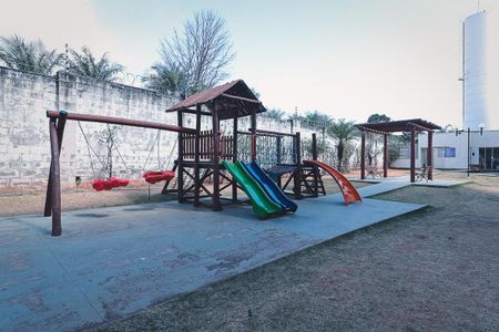 Apartamento à venda com 45m², 2 quartos e 1 vaga Apartamento à venda com 45m², 2 quartos e 1 vagaÁrea comum - Playground