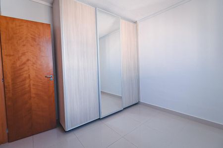 Quarto 2 de apartamento à venda com 2 quartos, 45m² em Bairro Santa Rita, Goiânia