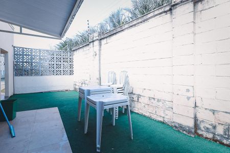 Apartamento à venda com 45m², 2 quartos e 1 vaga Apartamento à venda com 45m², 2 quartos e 1 vagaÁrea comum - Churrasqueira